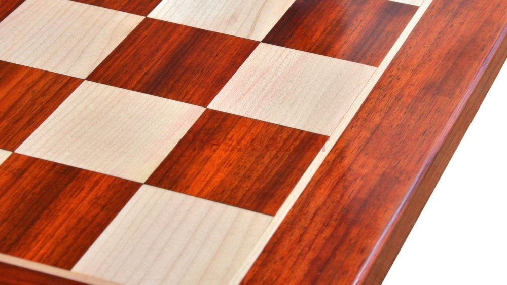 Wunderschönes edles Schachbrett aus Rosenholz und Buchsbaumholz (mit abgerundeten Ecken) aus Indien – Feldgröße 60 mm