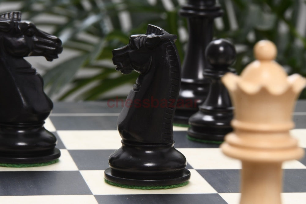 Britisch Chess Company (Bcc) Reproduzierte Staunton Schachfiguren Mit Doppelkragen Aus Ebenholz Und