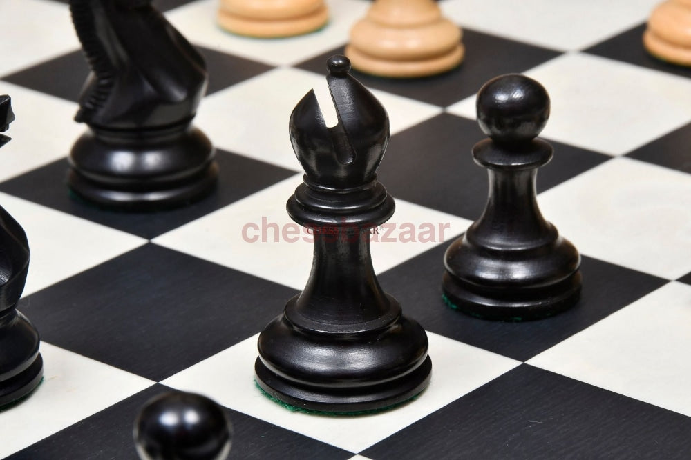 Die Professional Series Tournament Staunton Gewichtete Schachfiguren Aus Ebonisiertem Und