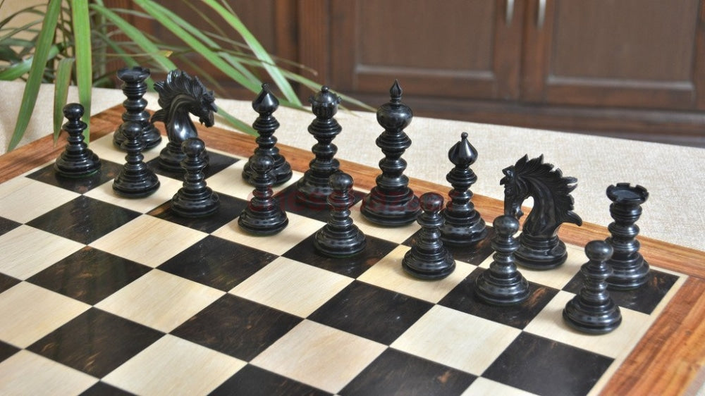 Holz Schachset - St. Petersburg luxus handgschnitzte Schachfiguren aus Ebenholz und Natur mit Schachbrett - KH 107 mm
