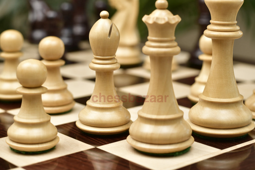 Kombination Aus Schachfiguren Der Desert Gold Staunton-Serie Palisander Und Buchsbaum Mit Brett Box