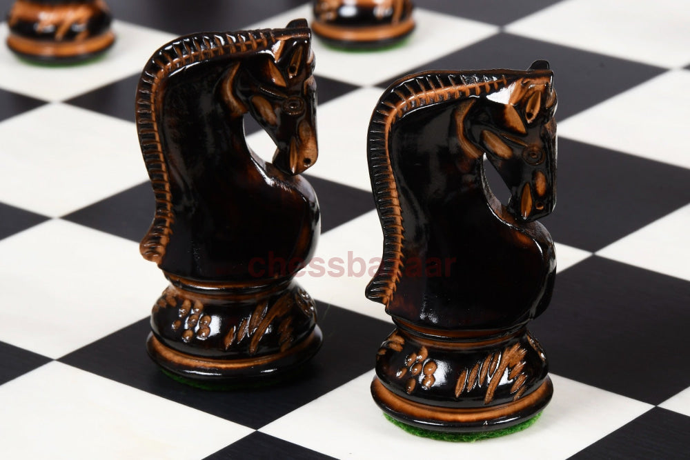 Reproduzierte 1959 russischen  Zagreb handgefertigten Schachfiguren : Gewichtete geflammten Schachfiguren aus Buchsbaumholz - KH 99 mm