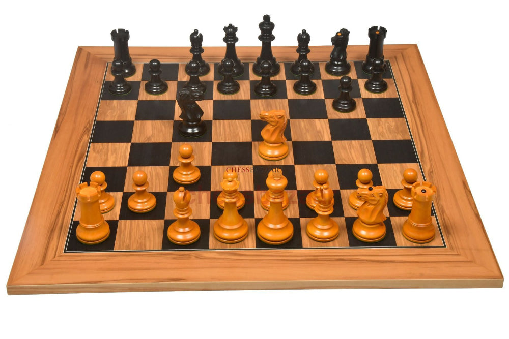 Reproduzierte Antike Schachfiguren Von Richard Whitty Mit King-Seitenprägung Aus Ebenholz / Antikem