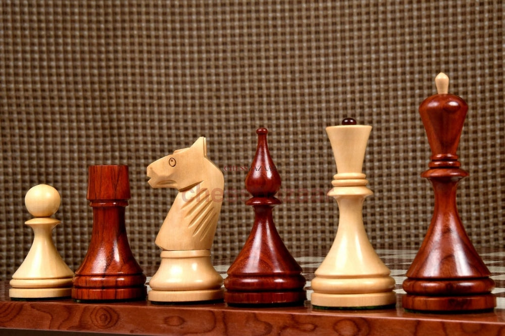 Reproduzierte Baku-Schachfiguren der sowjetischen Meisterschaft von 1961 aus Rosenholz und Buchsbaum – 4-Zoll-König