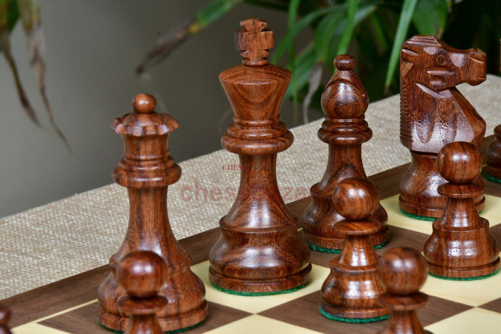 Reproduzierte Französische Lardy Staunton Schachfiguren: Handgefertigte Schachfiguren Aus