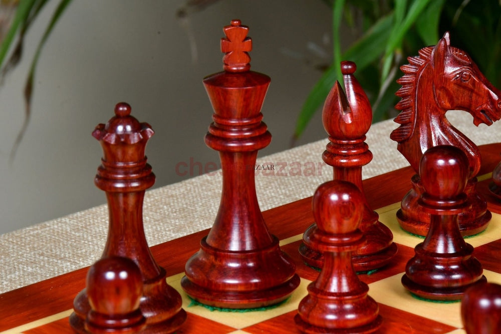 Schachspiel - Derby Knight Staunton Schachfiguren Aus Rosenholz (Padauk) Und Buchsbaumholz Mit Einem