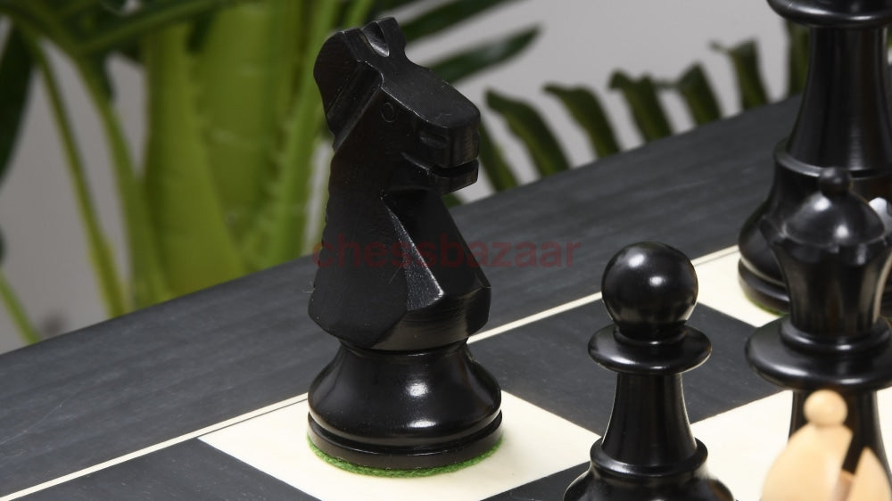 Reproduzierte Argentinischen Schacholympiade-Turnier-Schachfiguren (Ajedrez Olímpico Campo) Aus