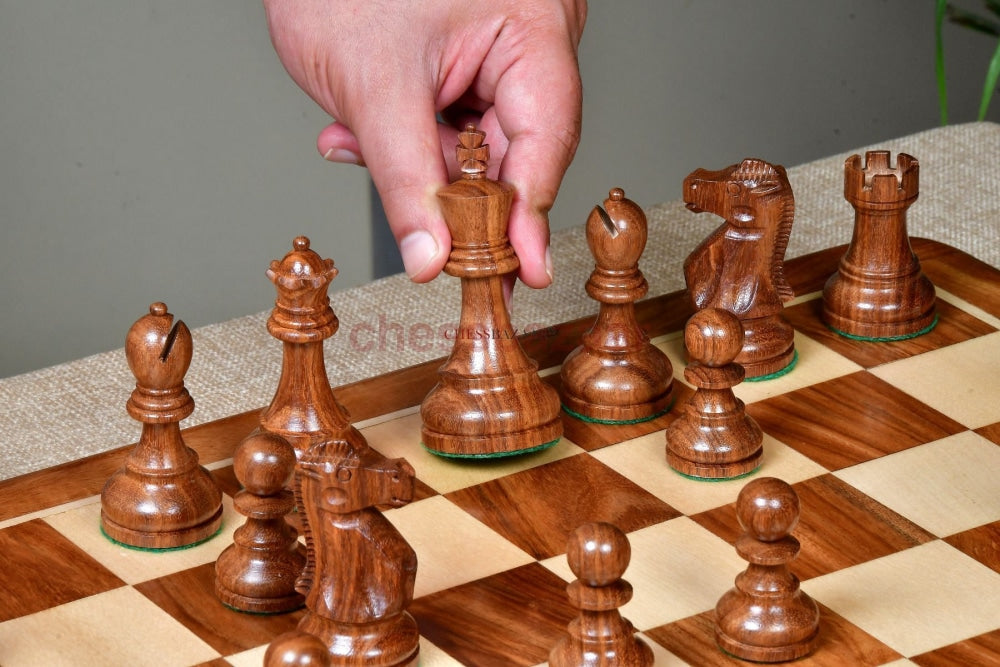 Schachspiel - Reykjavik Staunton Turnier  Schachfiguren aus Sheeshamholz und Buchsbaumholz  – KH 96mm mit Schachbrett aus Sheeshamholz