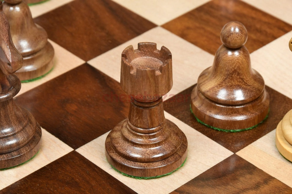 The Issac Lipnitsky 1946 Berlin Tournament Reproduced Chessmen In Sheesham Boxwood - 4.0 King