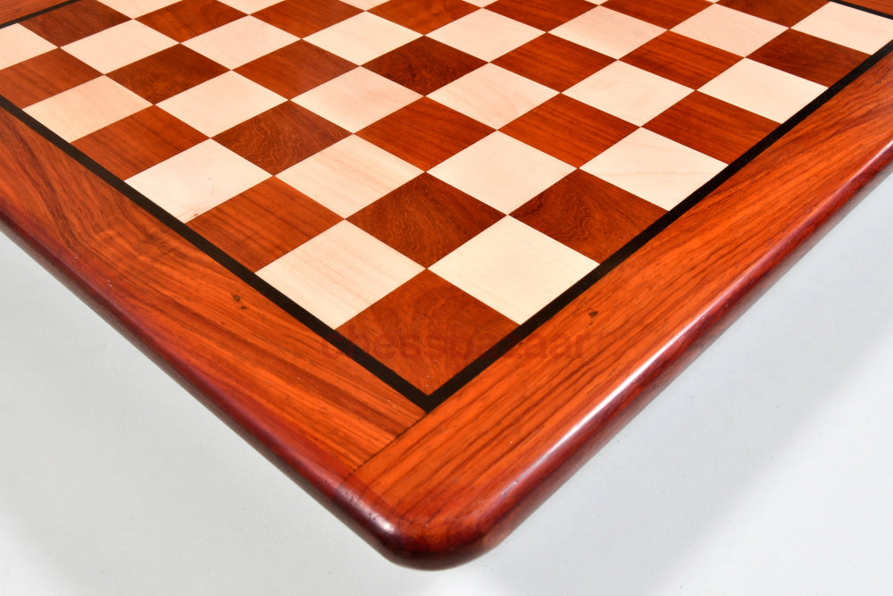 Wunderschönes indisches Schachbrett aus Rosenholz und Buchsbaumholz (mit abgerundeten Ecken) – Feldgröße 45 mm