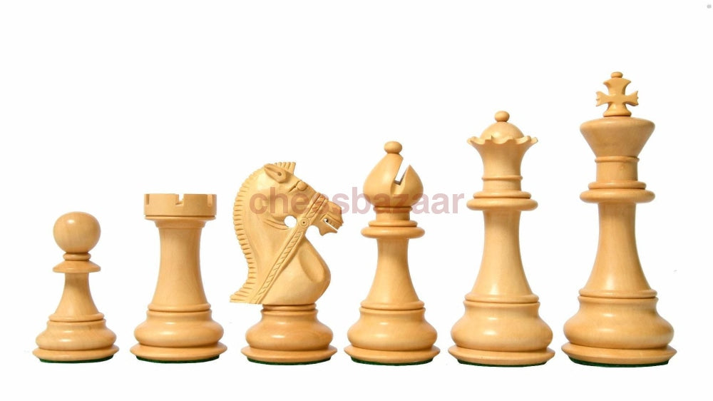 Zaumserie : Dreifach gewichtete handgearbeiteten Schachfiguren mit aufgezäumten Springern aus Ebenholz und Buchsbaumholz – König 124 mm